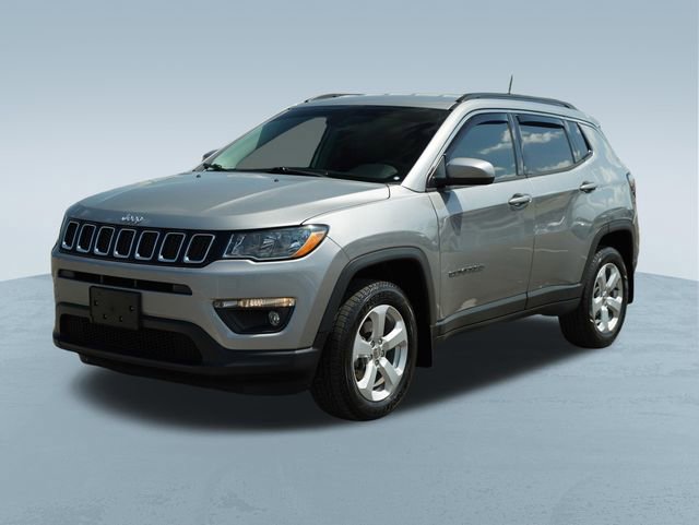 Used 2020 Jeep Compass Latitude w/ Cold Weather Group AWD/4WD image 3
