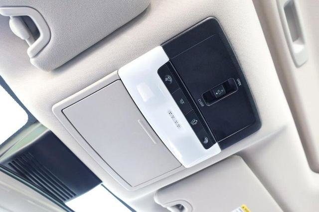 Used 2025 Nissan Altima 2.5 SV w/ SV Premium Package FWD image 17