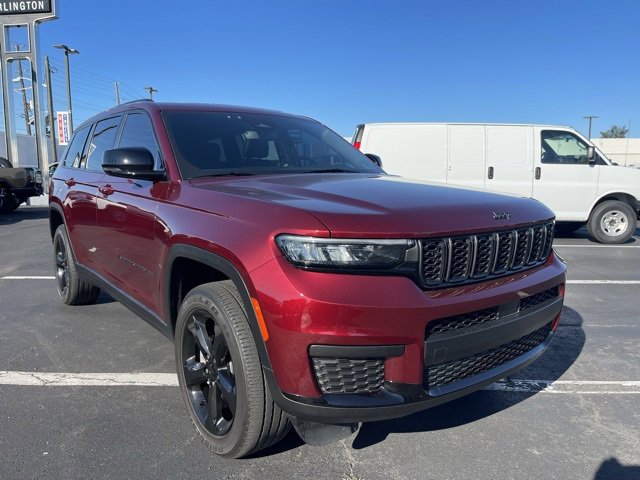 Used 2023 Jeep Grand Cherokee L Laredo