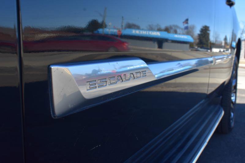 Used 2019 Cadillac Escalade ESV Luxury image 62