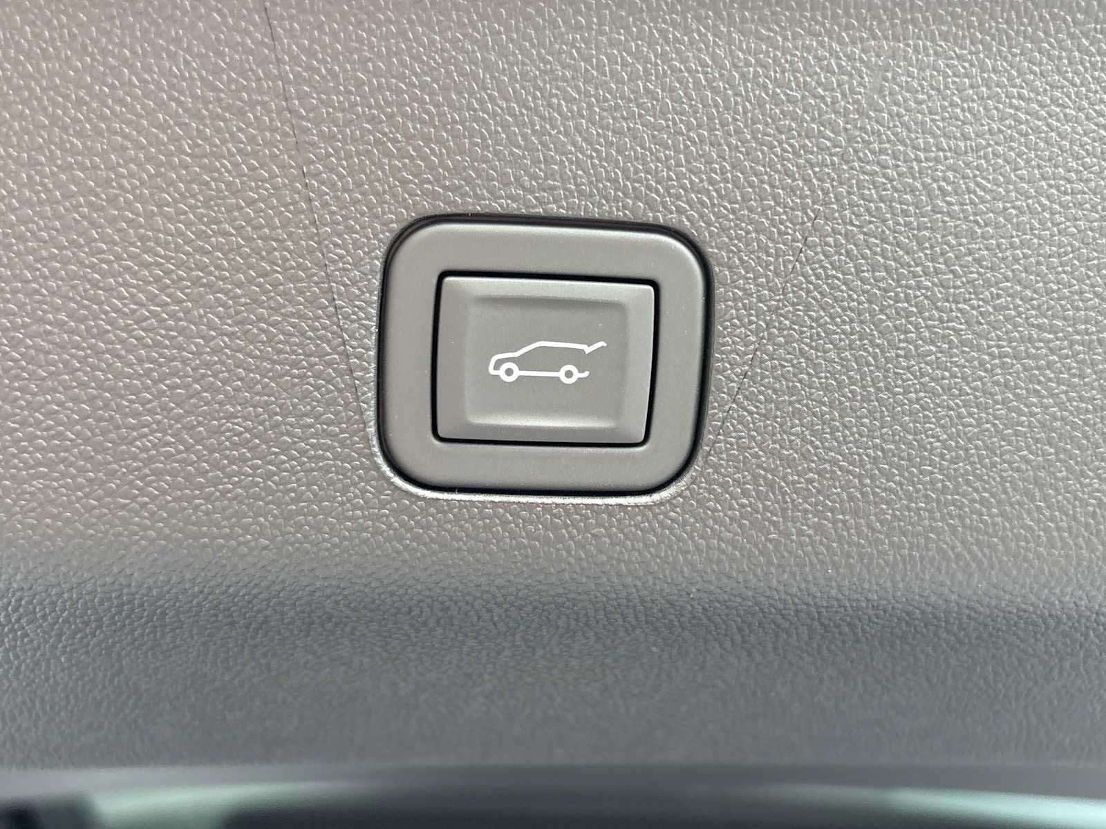 New 2026 GMC Yukon XL Denali Ultimate AWD/4WD image 24