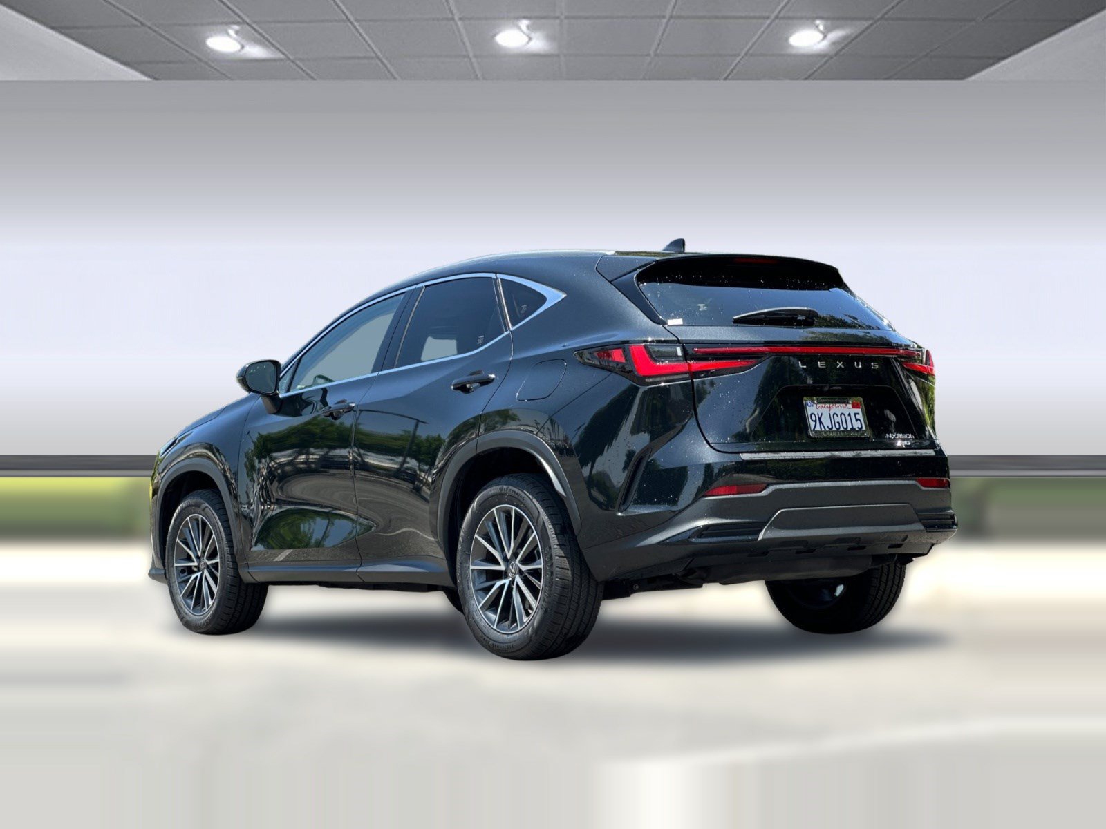 Certified 2024 Lexus NX 350h AWD image 3