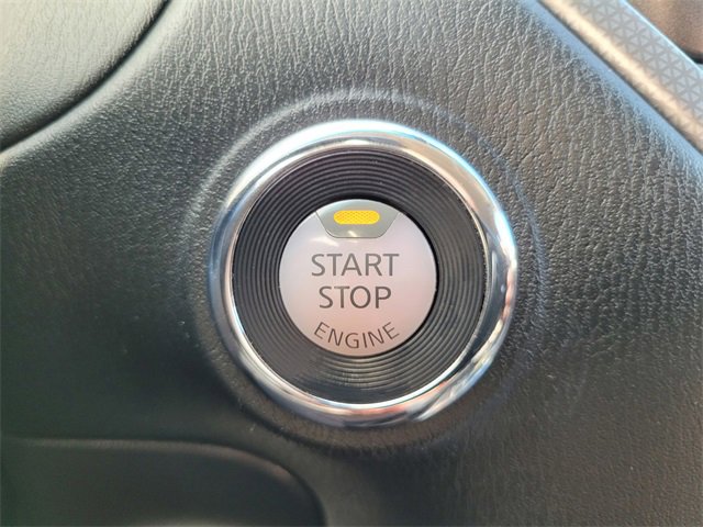 Used 2018 Nissan Pathfinder SL image 25