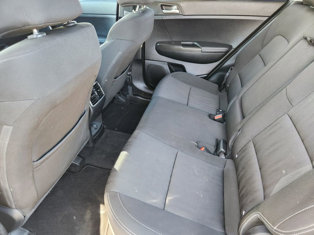 Used 2017 Kia Sportage LX image 28