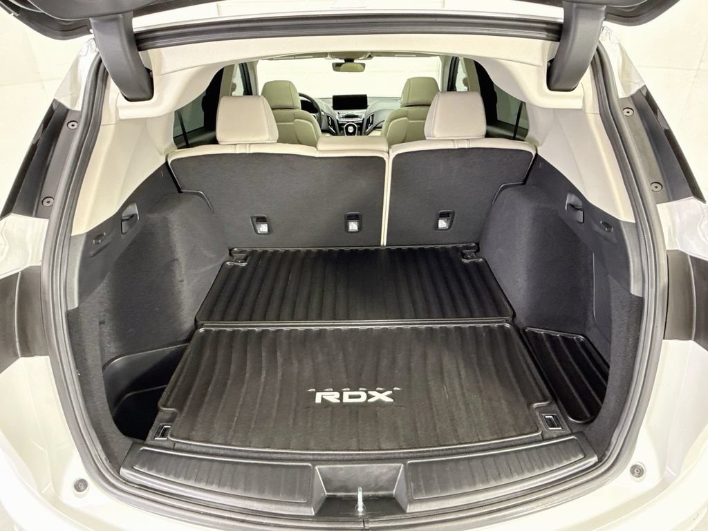 Used 2025 Acura RDX w/ Technology Package AWD/4WD image 27