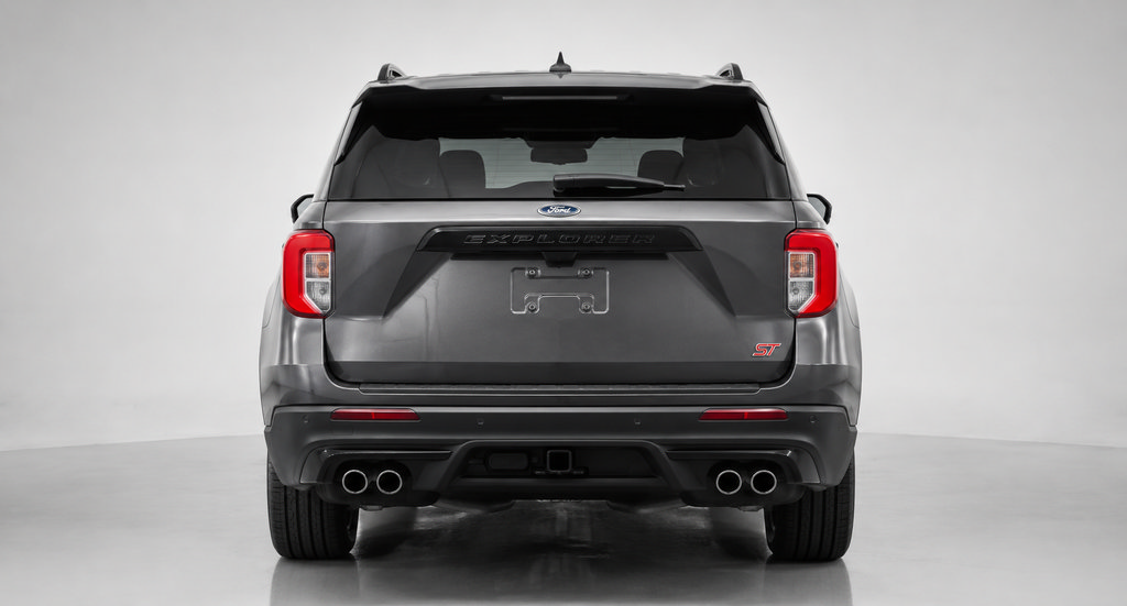 Used 2023 Ford Explorer ST AWD/4WD image 8