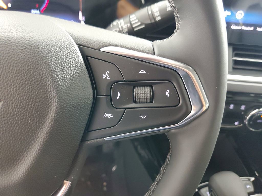 New 2026 Chevrolet Trax ACTIV FWD image 23