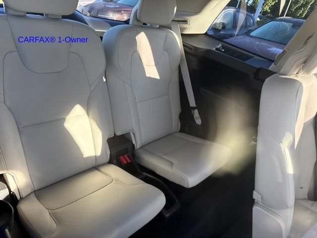 Certified 2025 Volvo XC90 T8 Plus w/ Protection Package AWD/4WD image 7