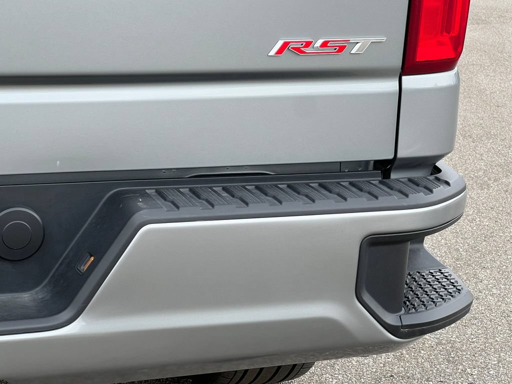 Used 2026 Chevrolet Silverado 1500 RST AWD/4WD image 11