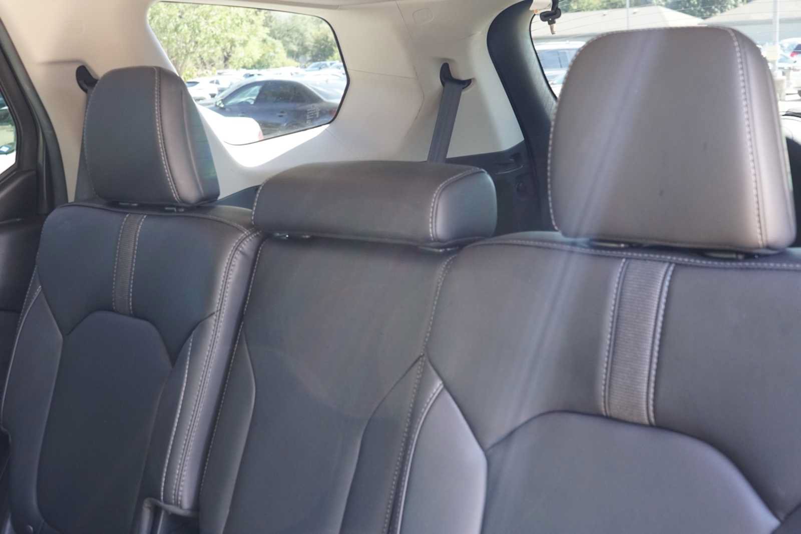 Used 2025 Honda Pilot EX-L image 18