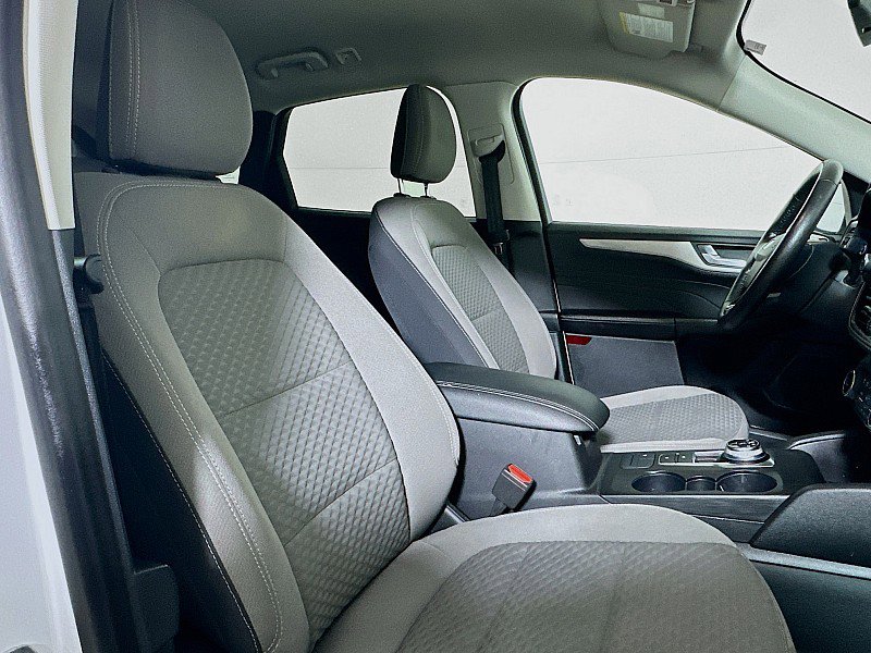 Used 2021 Ford Escape SE w/ Convenience Package image 24