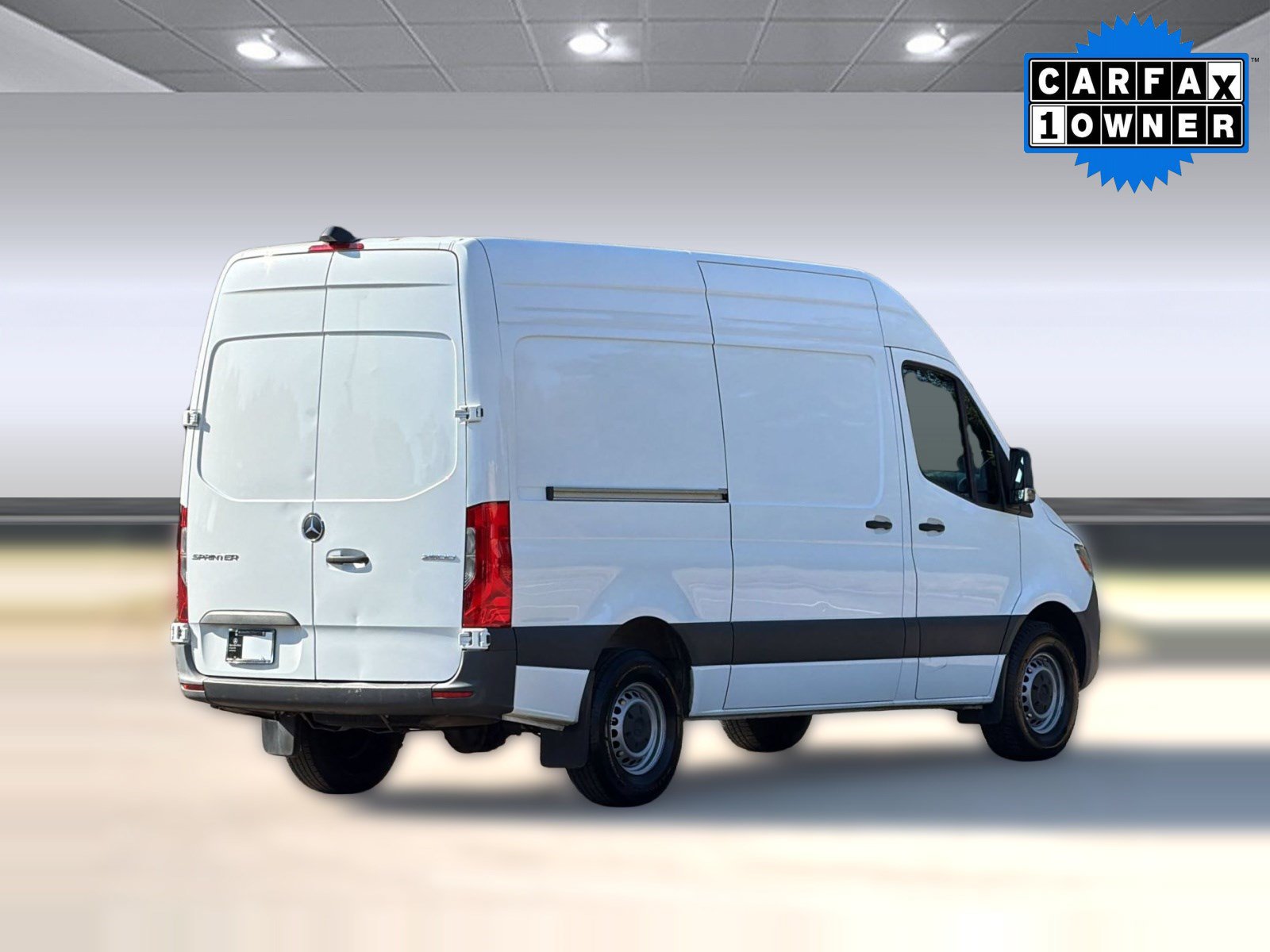 Used 2025 Mercedes-Benz Sprinter 2500 image 9
