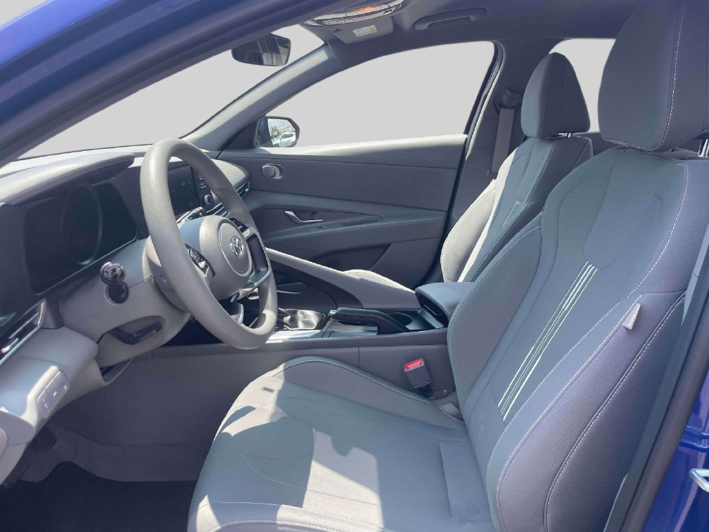 Used 2023 Hyundai Elantra SEL FWD image 16