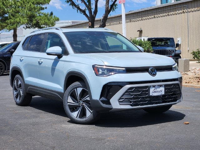New 2026 Volkswagen Taos SE