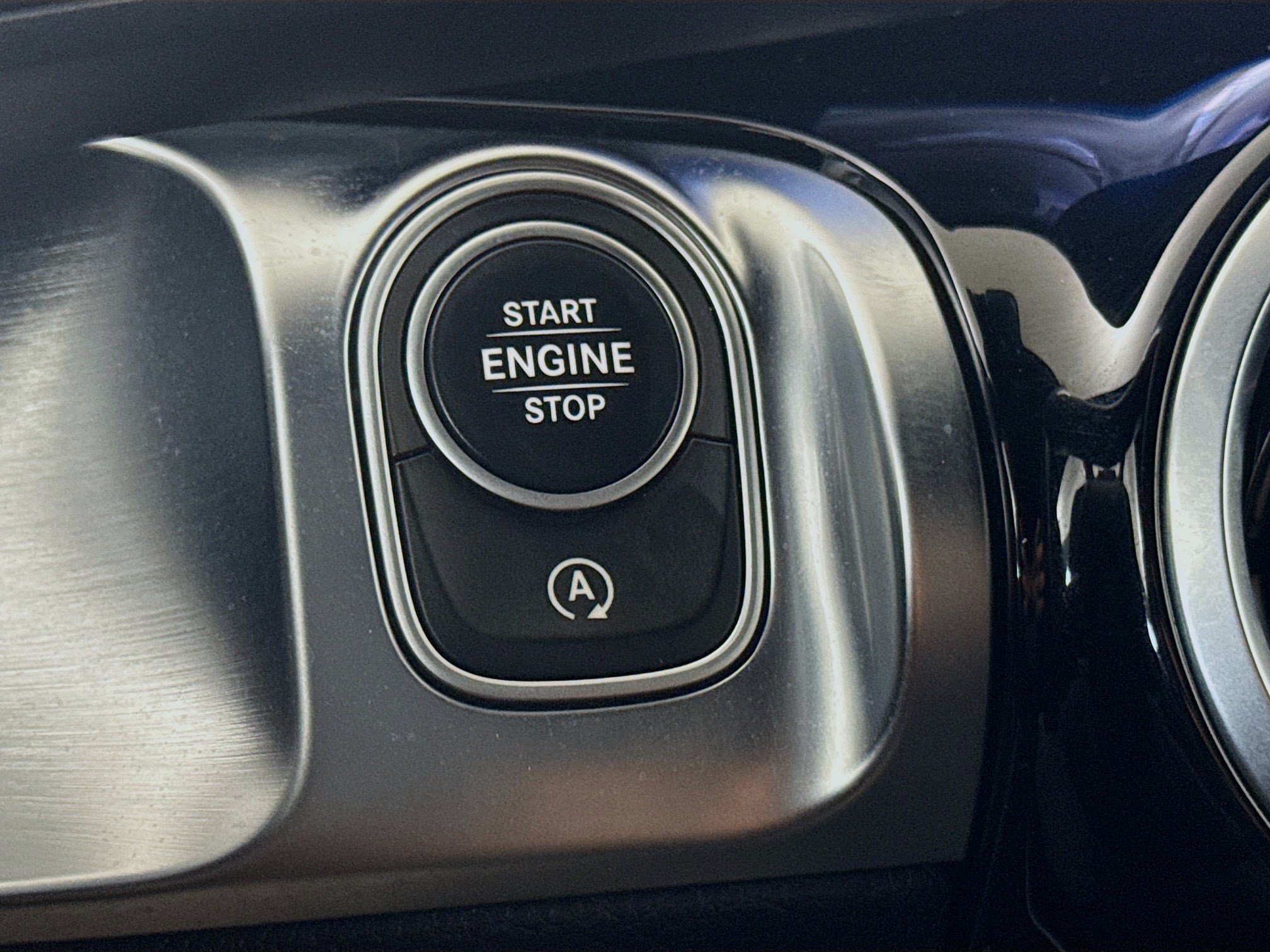Used 2025 Mercedes-Benz GLB 250 image 21