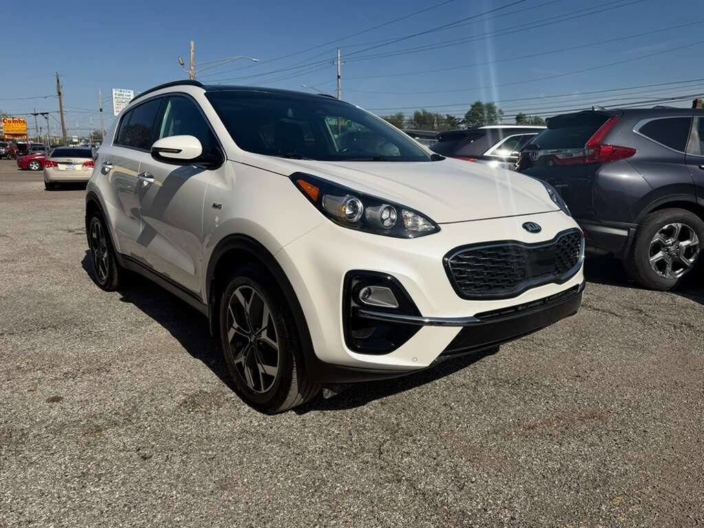 Used 2020 Kia Sportage EX w/ Option Group 15 AWD/4WD image 3