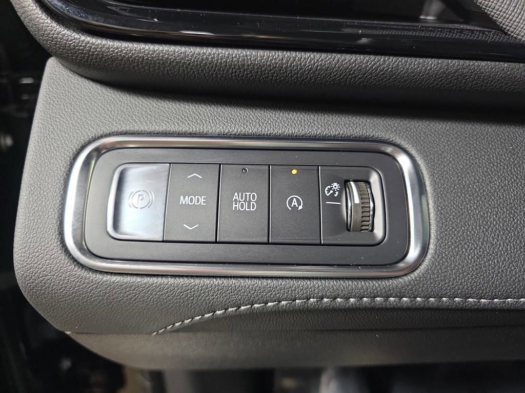 Used 2025 Buick Enclave Preferred w/ Trailering Package, 5000 lbs. image 28