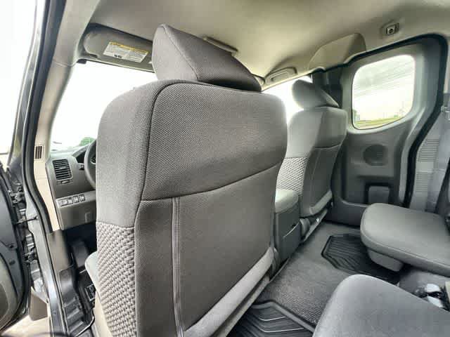 Used 2020 Nissan Frontier SV AWD/4WD image 13