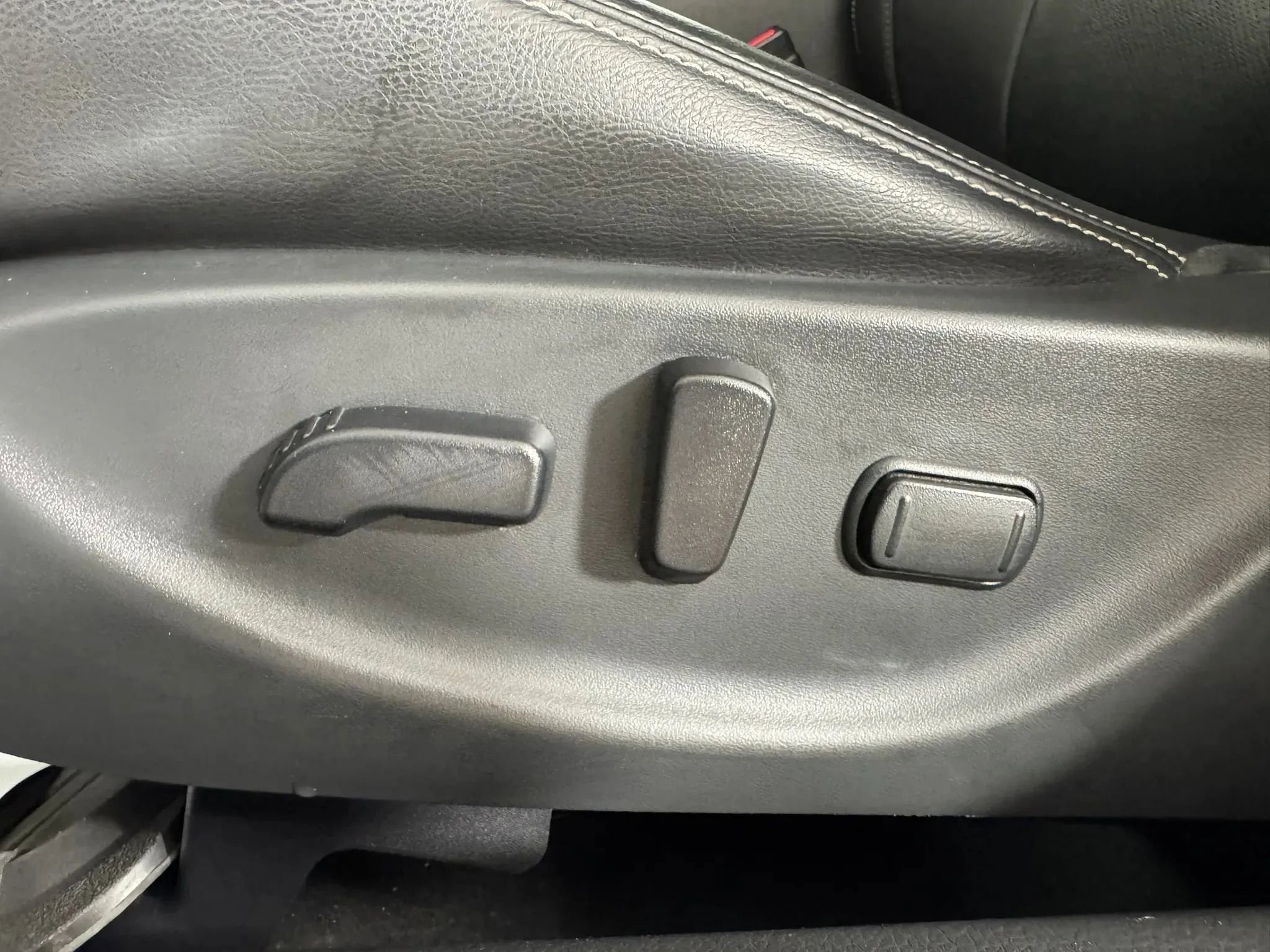 Used 2022 Nissan Maxima SV w/ Floor Mat Group image 34