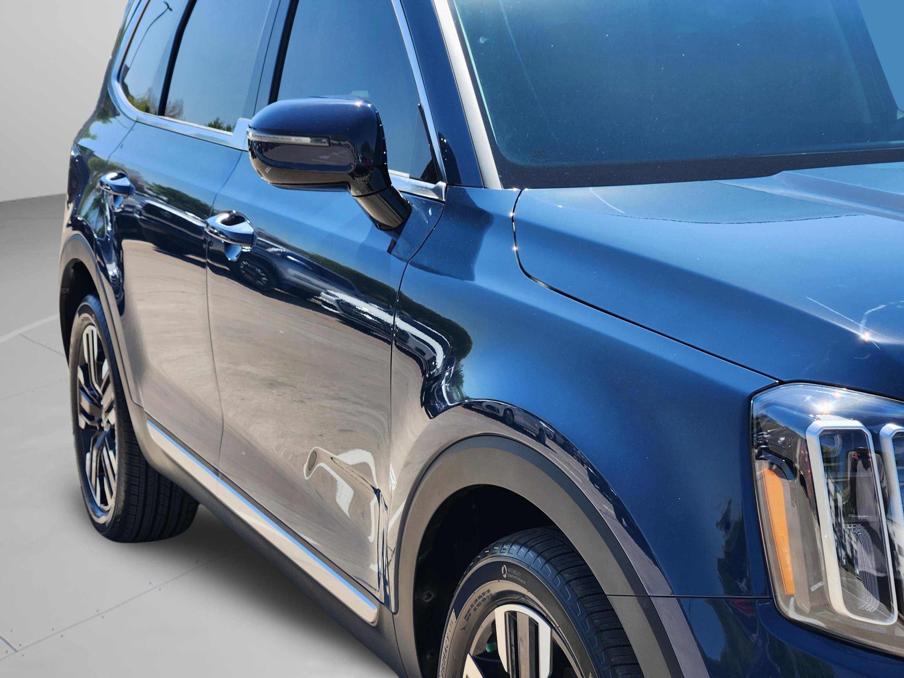 Used 2024 Kia Telluride SX Prestige image 8