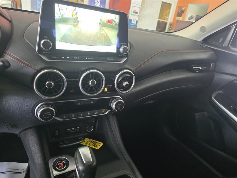 Used 2025 Nissan Sentra SR FWD image 22