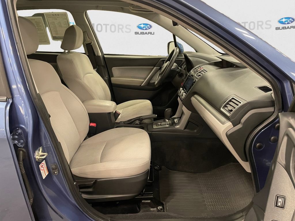 Used 2017 Subaru Forester 2.5i Premium image 15