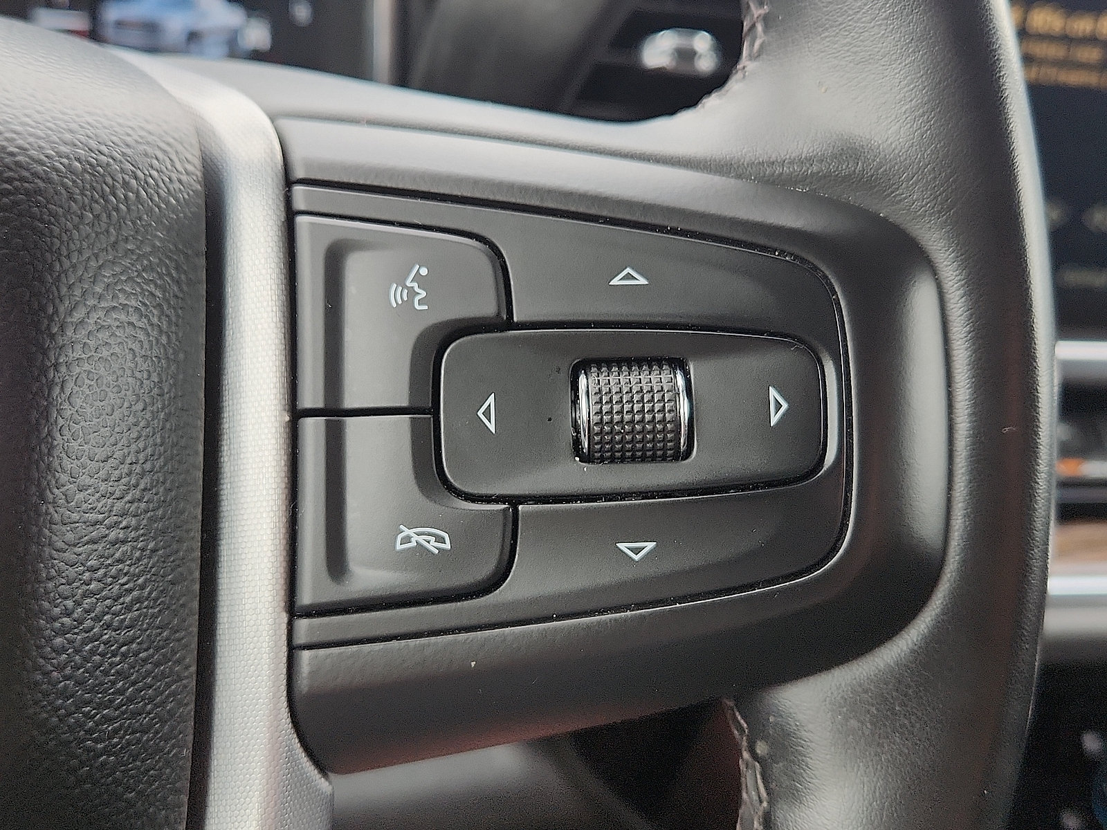 Used 2023 GMC Sierra 1500 Elevation AWD/4WD image 18