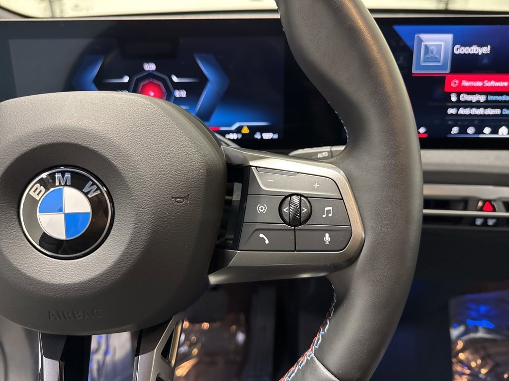 Used 2025 BMW iX M60 image 32