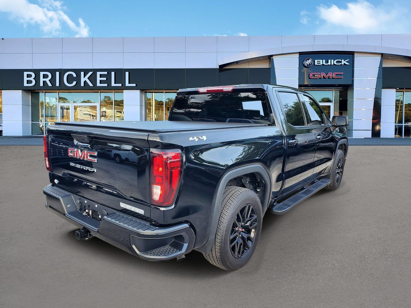 Used 2026 GMC Sierra 1500 Elevation AWD/4WD image 3