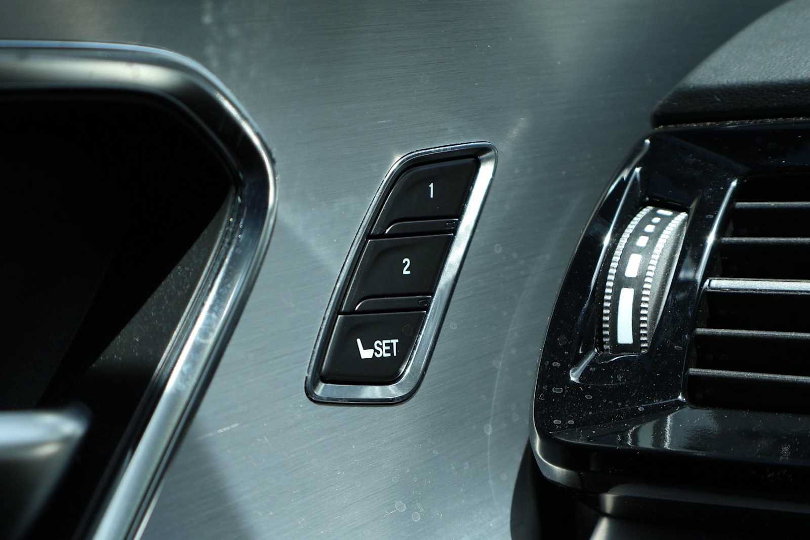 Certified 2024 Acura RDX SH-AWD image 25