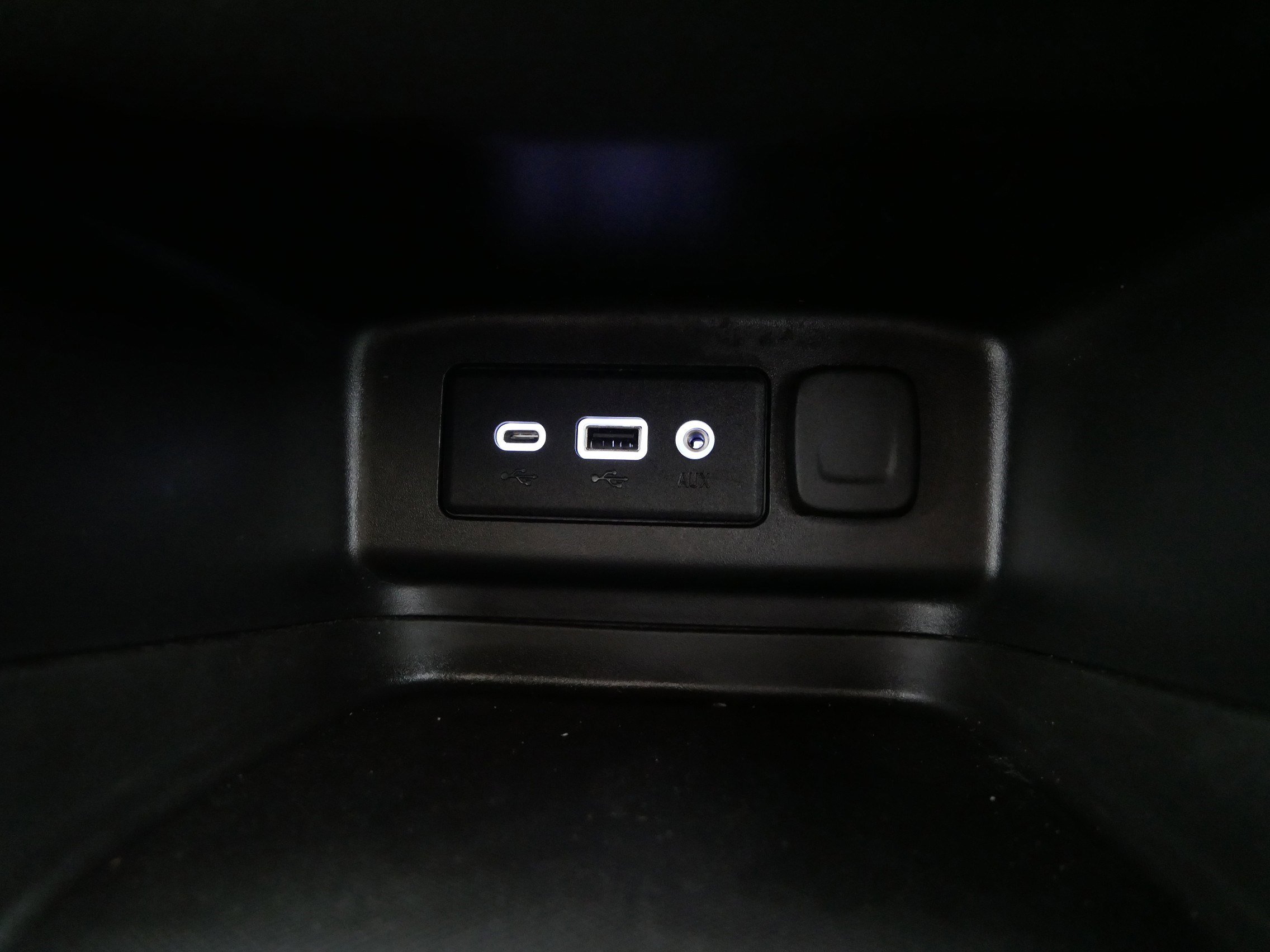 Used 2023 Chevrolet Equinox LT image 30