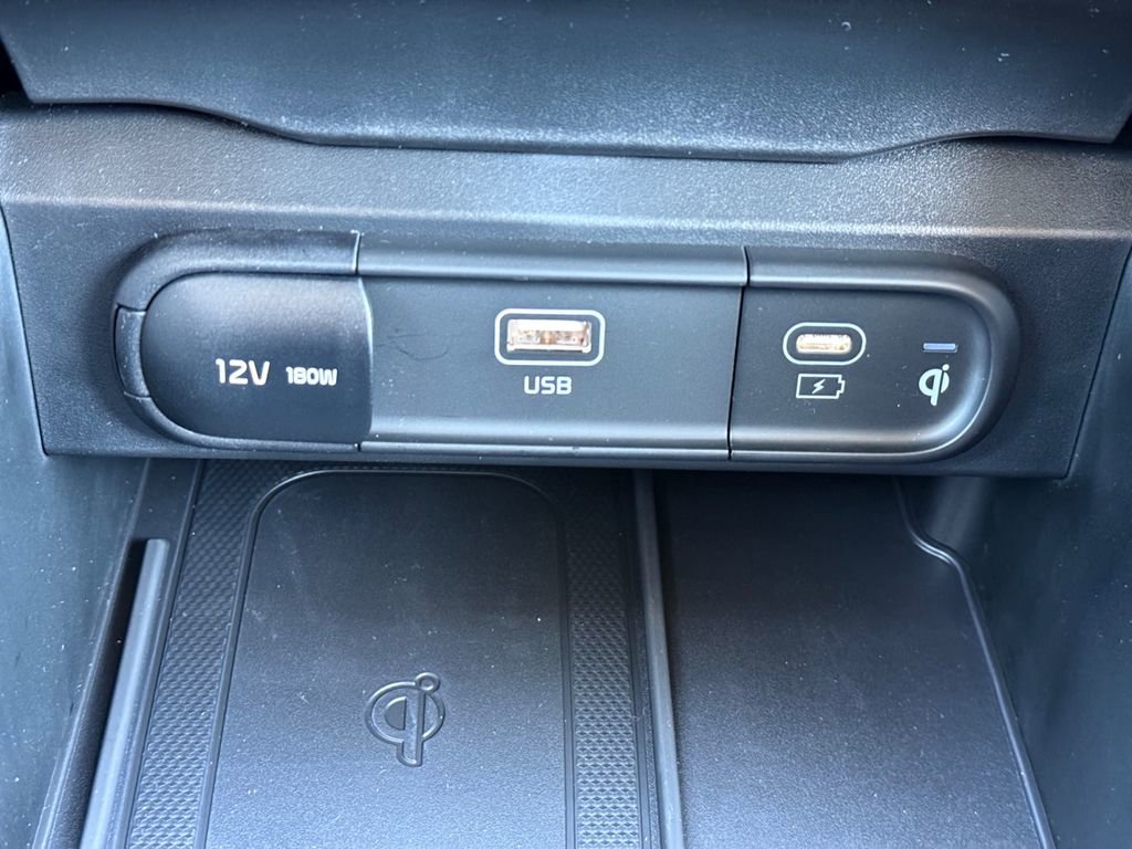 New 2025 Kia Telluride S image 16