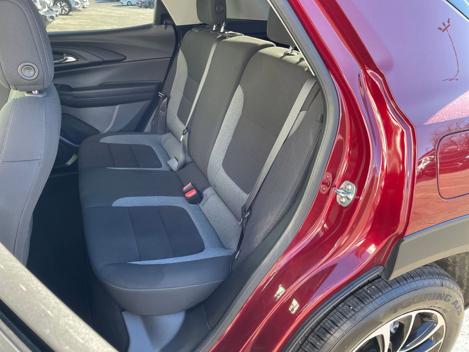 Used 2025 Chevrolet TrailBlazer LT image 23