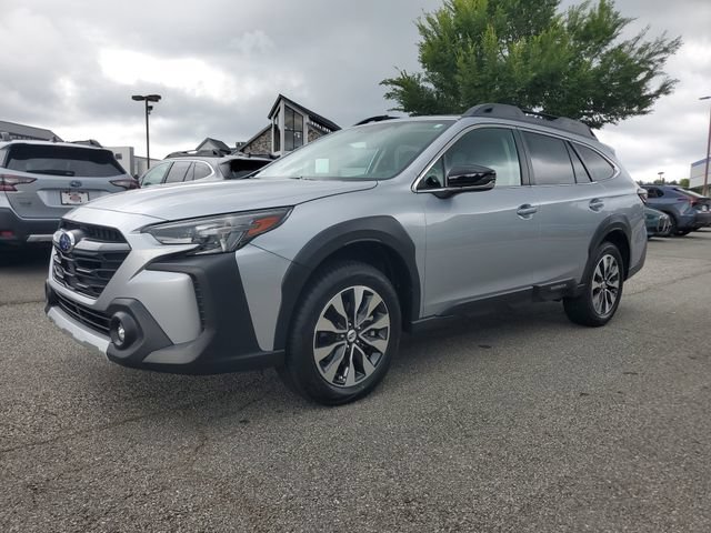 Certified 2024 Subaru Outback Limited AWD/4WD image 3