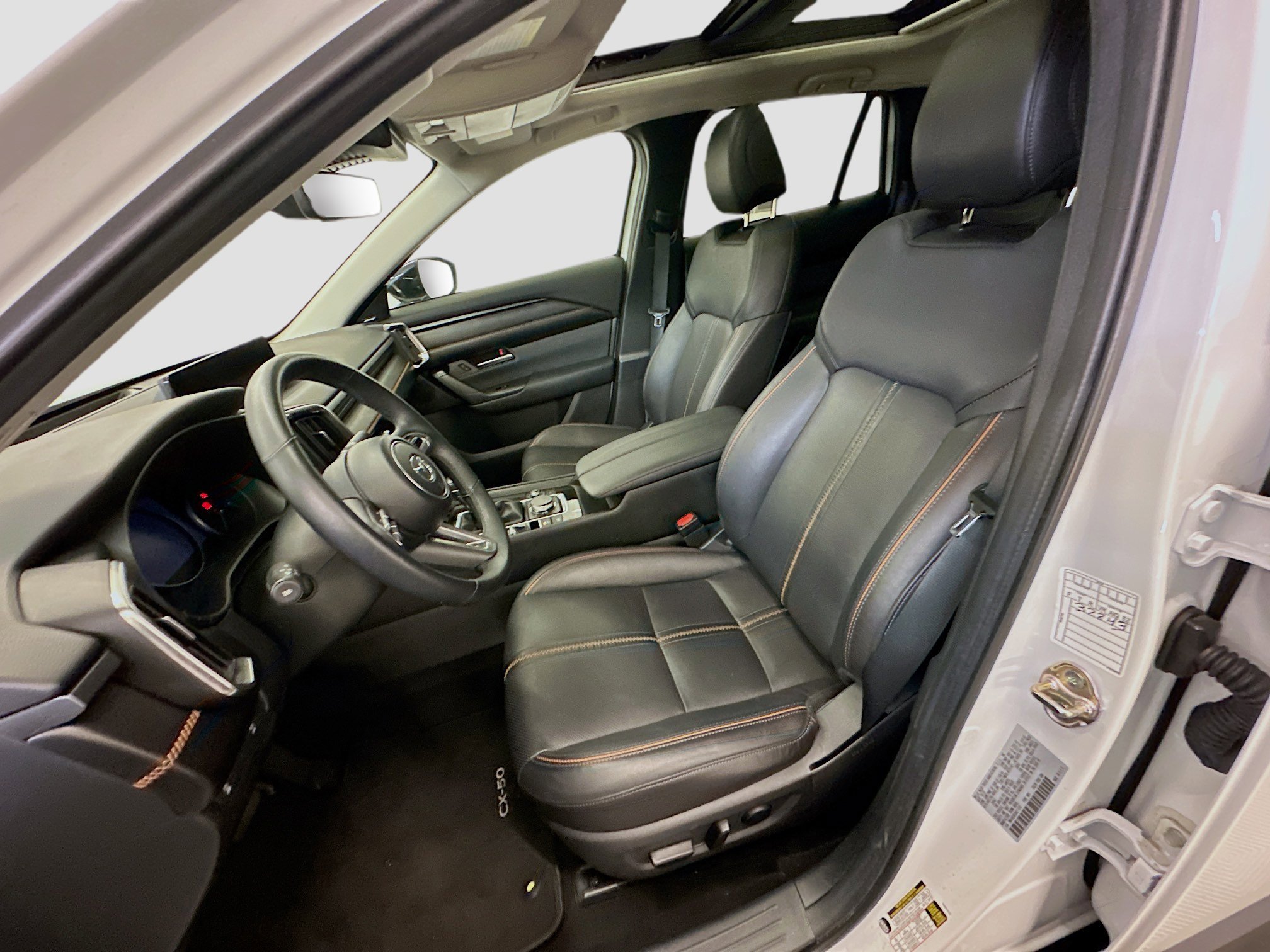 Used 2025 MAZDA CX-50 AWD 2.5 S w/ Premium Plus Pkg image 13