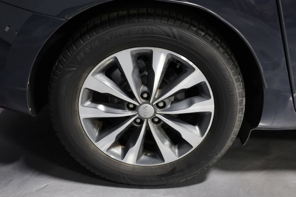 Used 2016 Kia Sedona SX FWD image 39