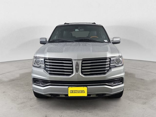 Used 2017 Lincoln Navigator Select AWD/4WD image 2