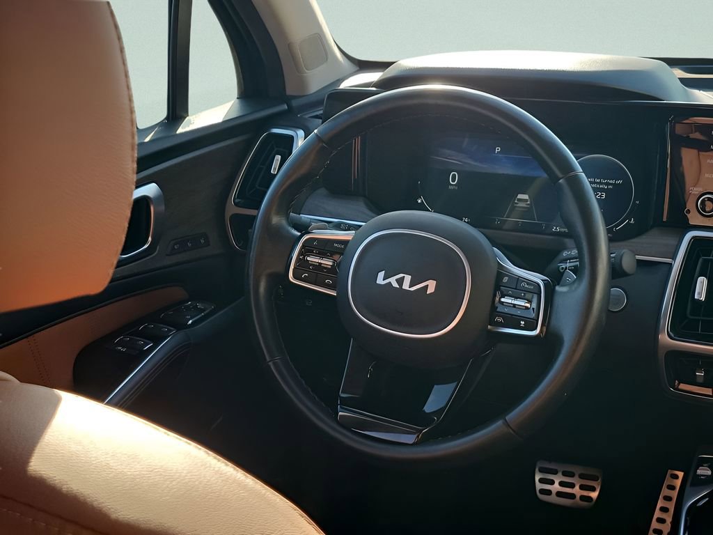 Used 2022 Kia Sorento SX Prestige w/ Rust Color Package image 16