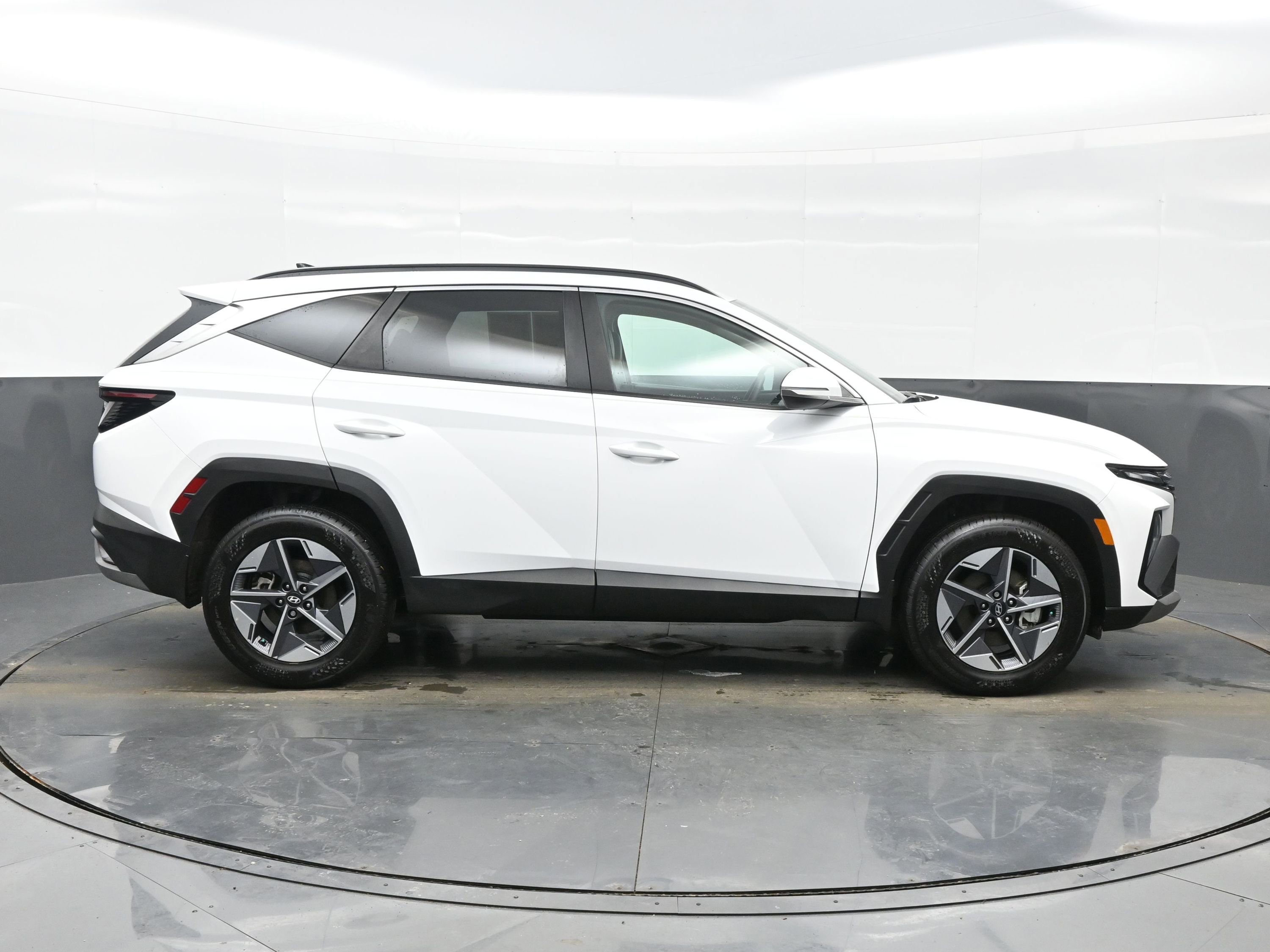 Certified 2025 Hyundai Tucson SEL image 7