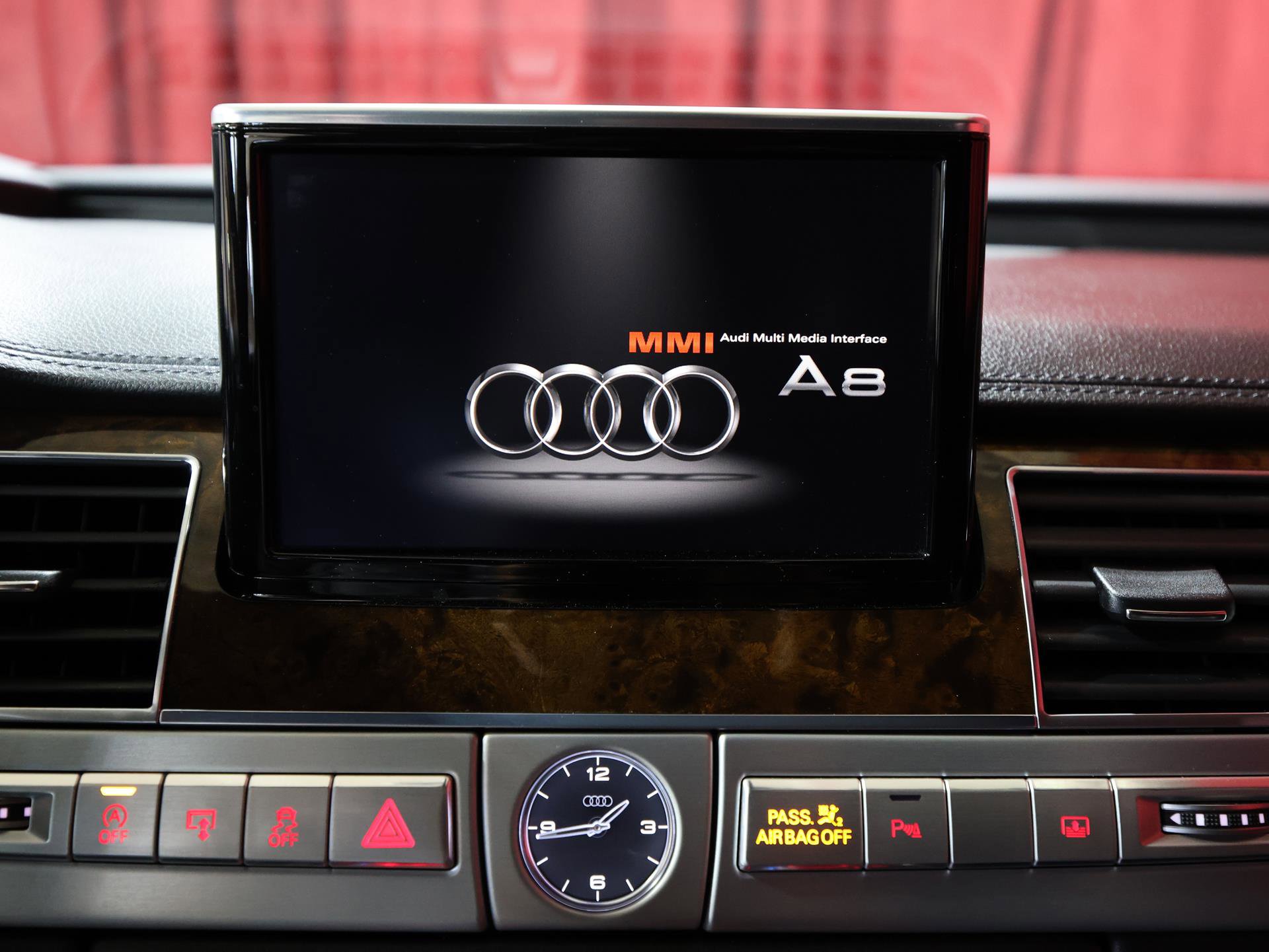Used 2015 Audi A8 3.0T AWD/4WD image 19