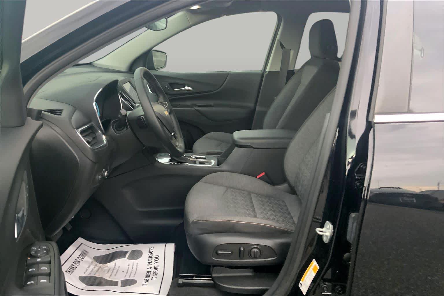 Used 2023 Chevrolet Equinox LT FWD image 8