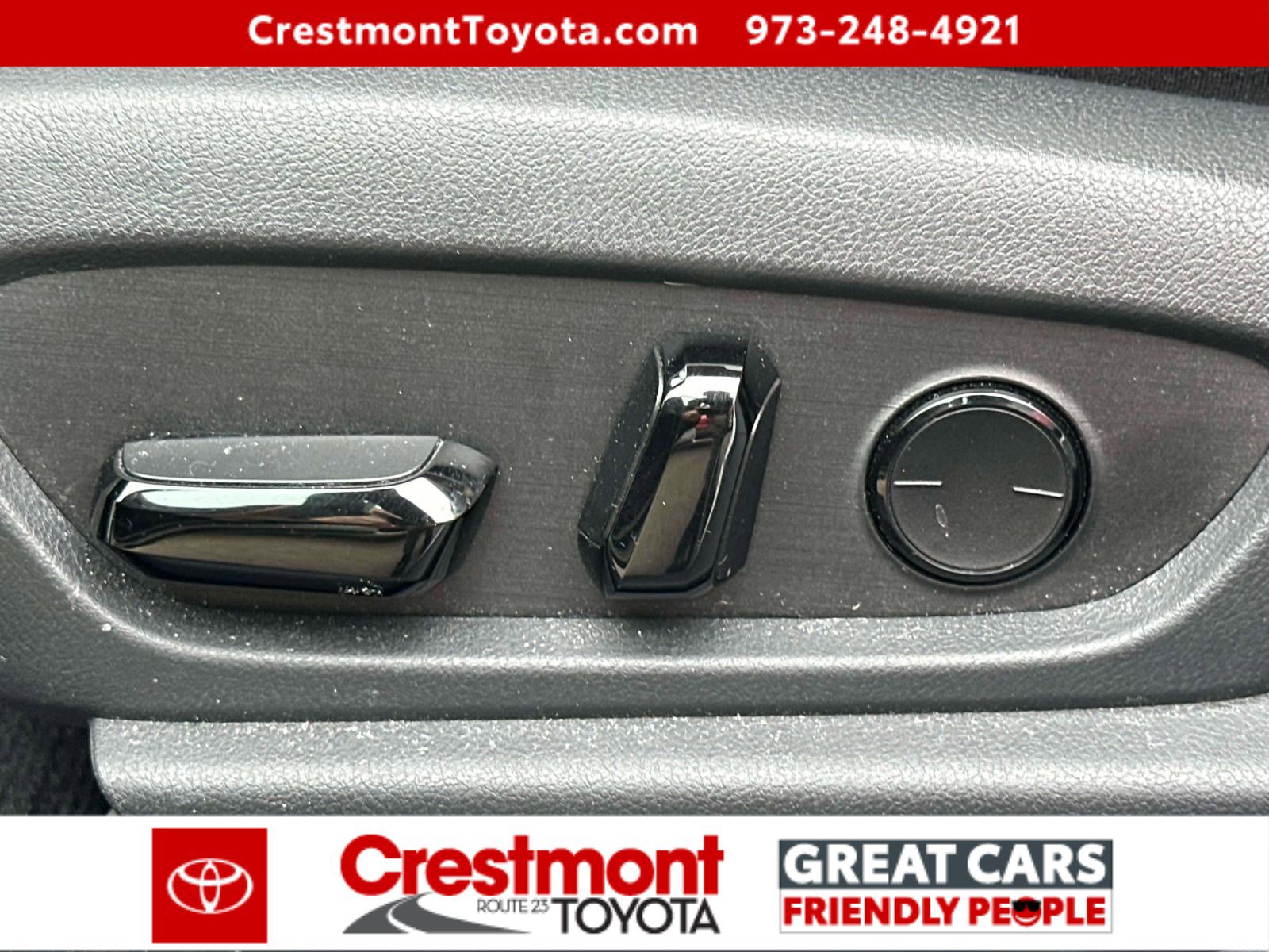 Used 2022 Lexus ES 300h w/ Premium Package image 15