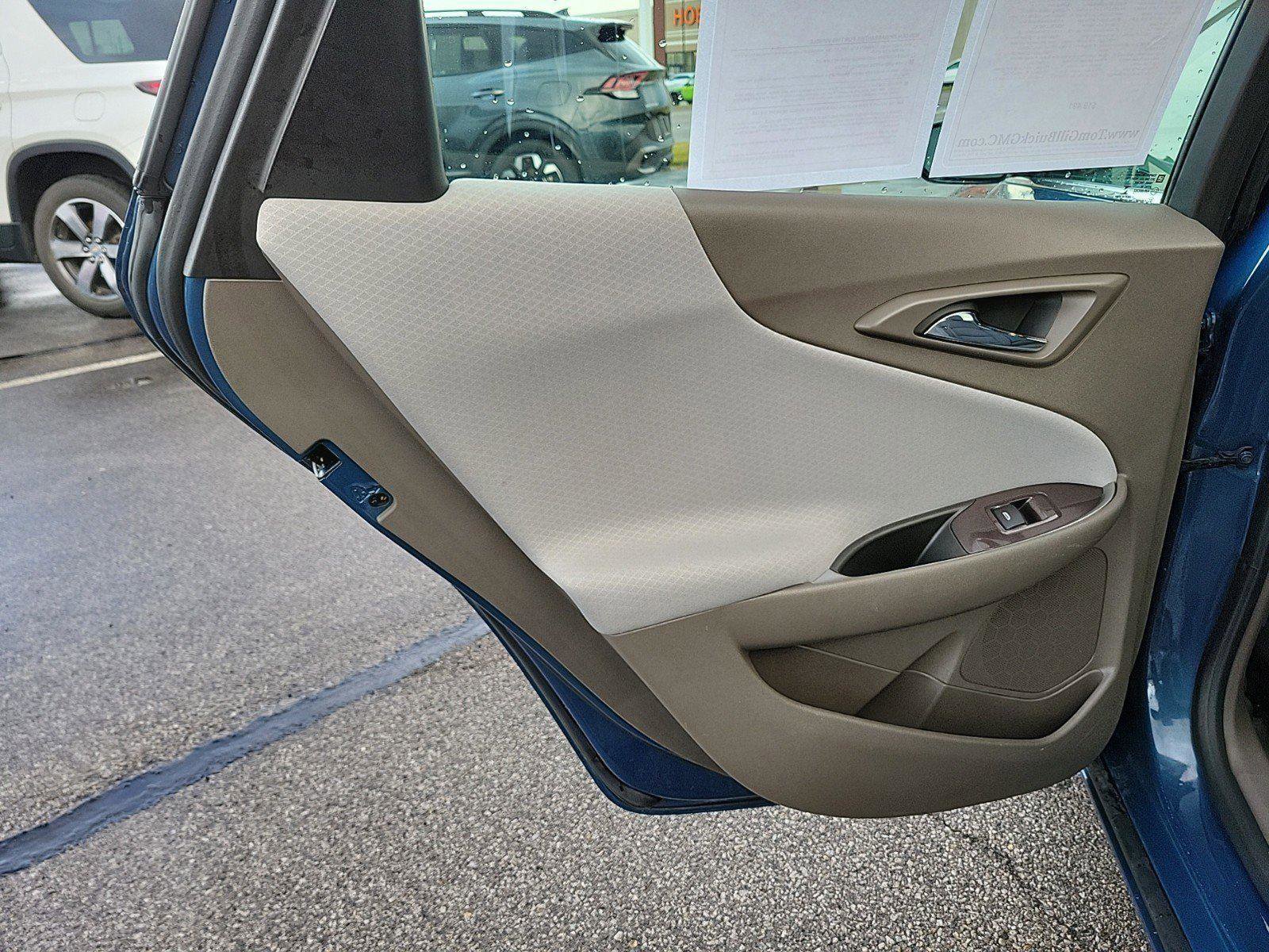 Used 2024 Chevrolet Malibu LT image 13