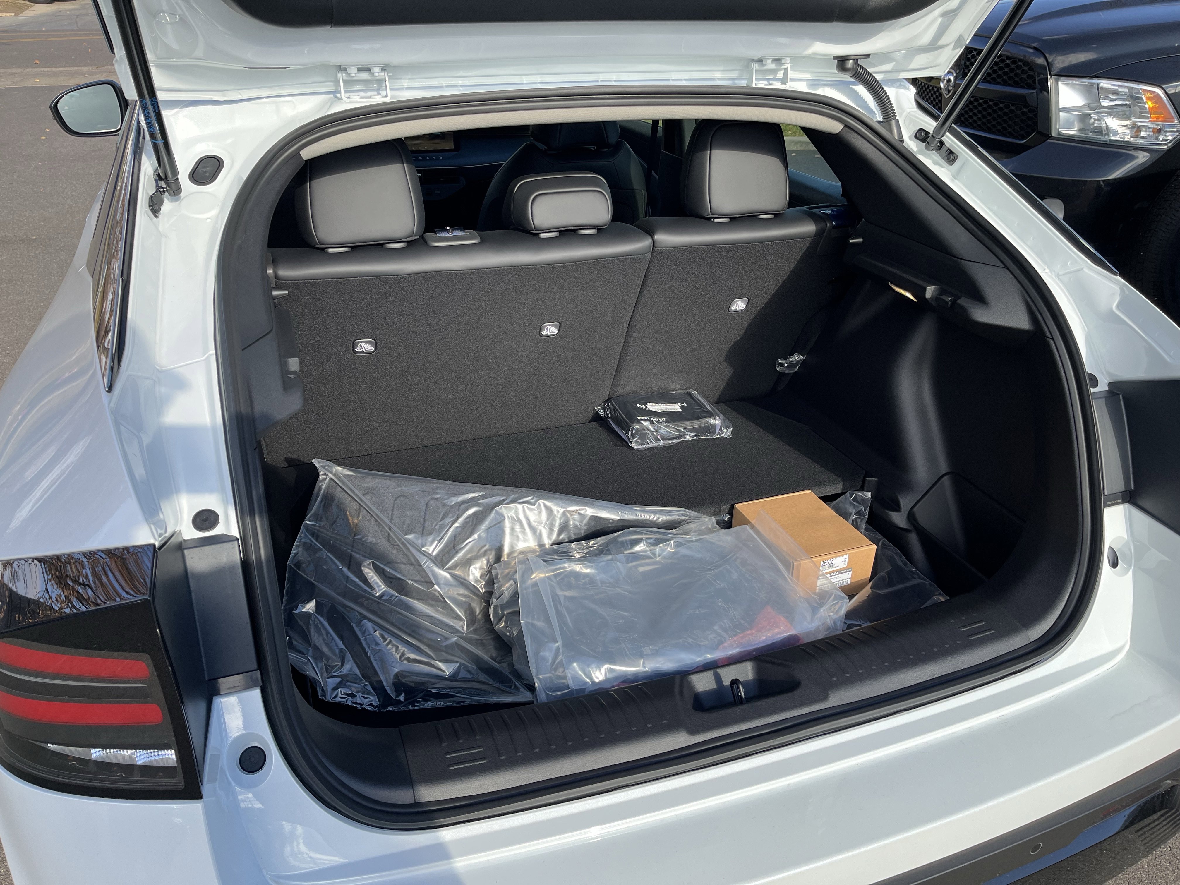 New 2026 Nissan Leaf SV+ w/ Floor Mat Package (SV+) image 27
