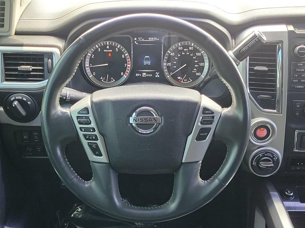 Used 2017 Nissan Titan PRO-4X w/ Pro-4x Convenience Package AWD/4WD image 23