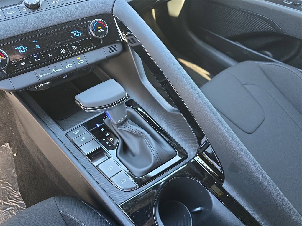 New 2026 Hyundai Elantra Sport image 24