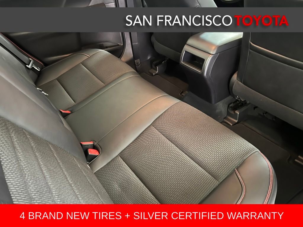 Certified 2016 Toyota Camry SE image 18