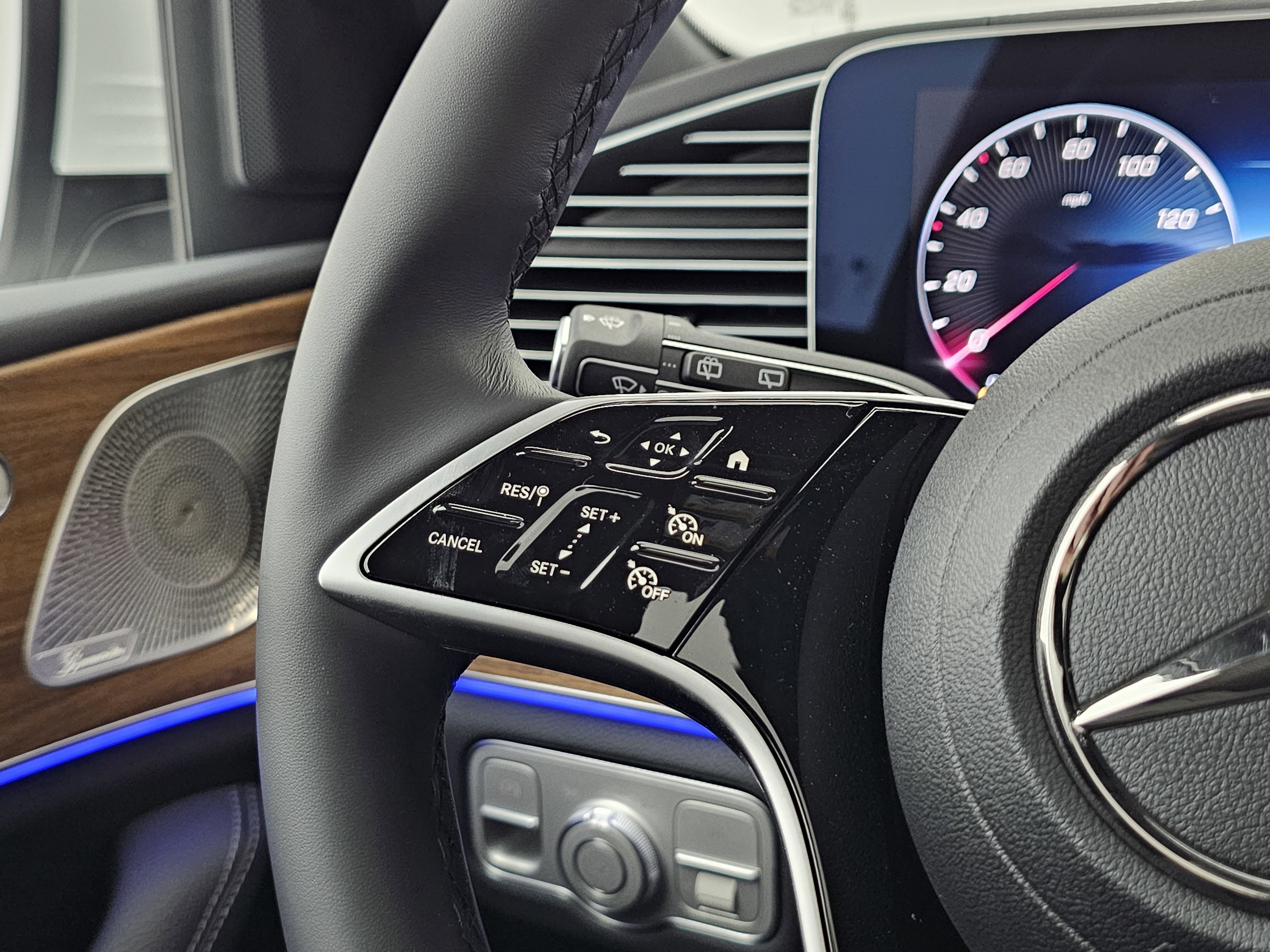 New 2026 Mercedes-Benz GLE 350 4MATIC image 39