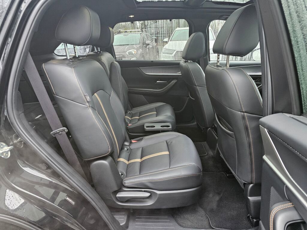 Certified 2024 MAZDA CX-90 Plug-In Hybrid w/ Premium Plus image 13