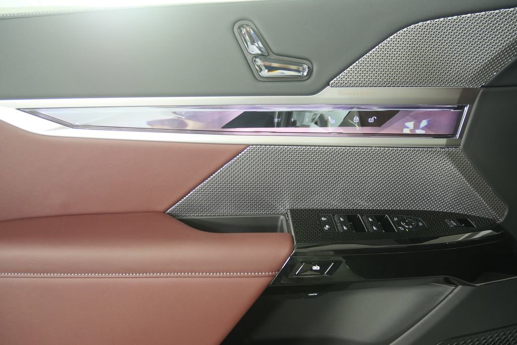 New 2026 BMW i7 eDrive50 w/ M Sport Package image 8